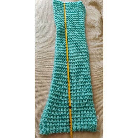 Large Soft Light Turquoise/Baby Blue Old Navy Knit Infinity Scarf. Cozy. Winter - Picture 4 of 4